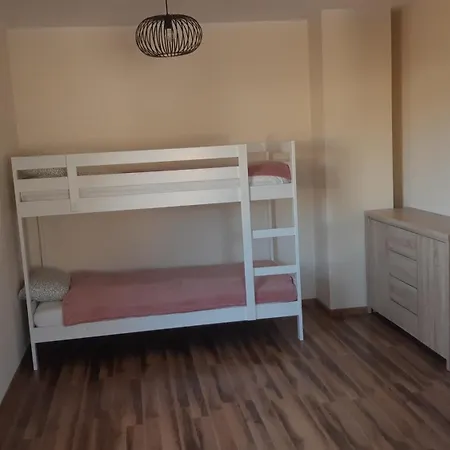 Wygodny, Nowy Dom Caloroczny 8km Od Centrum Miasta Vila *